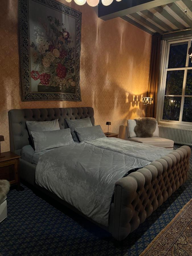 Logies Aan De Dam Hotel Middelburg Bagian luar foto