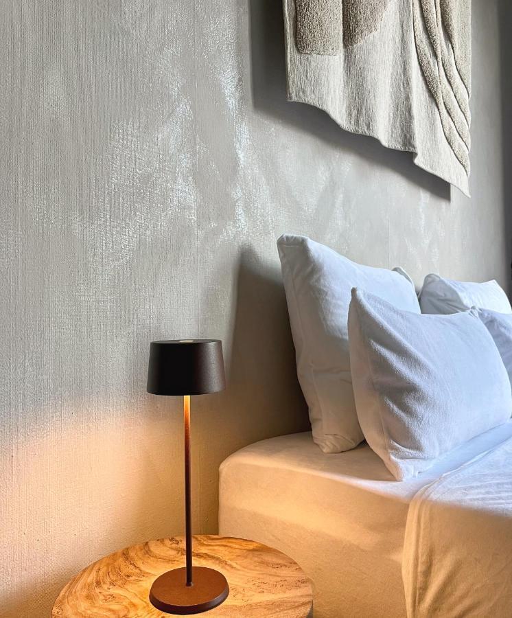 Logies Aan De Dam Hotel Middelburg Bagian luar foto