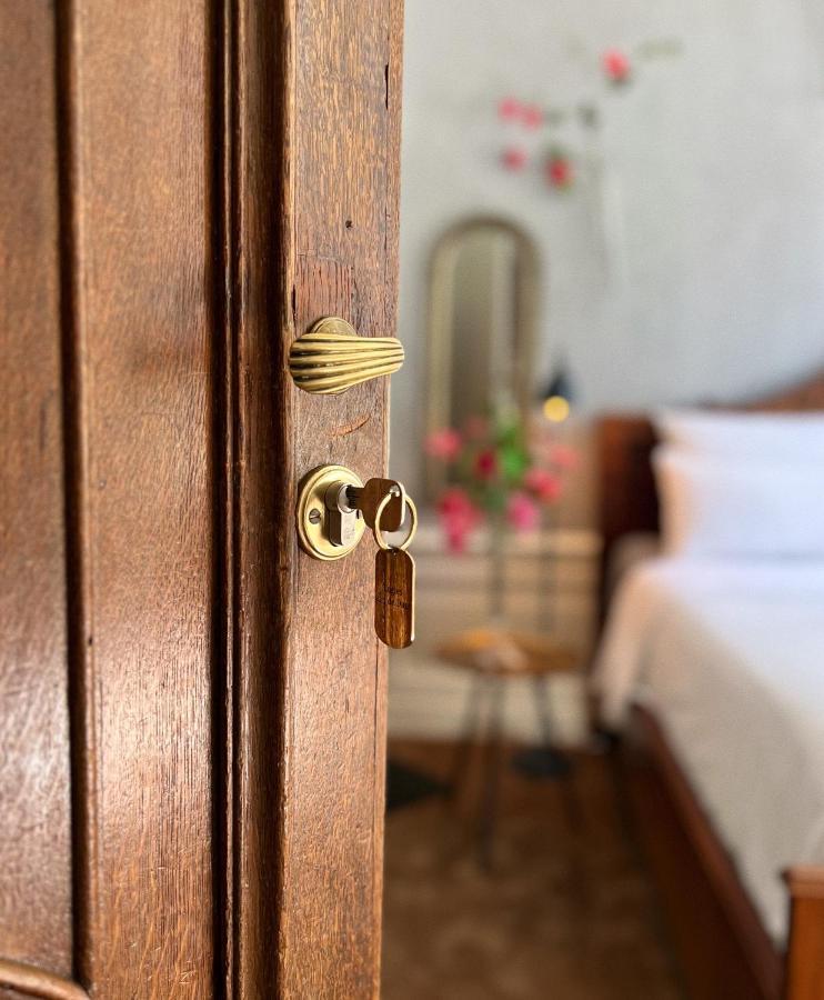 Logies Aan De Dam Hotel Middelburg Bagian luar foto